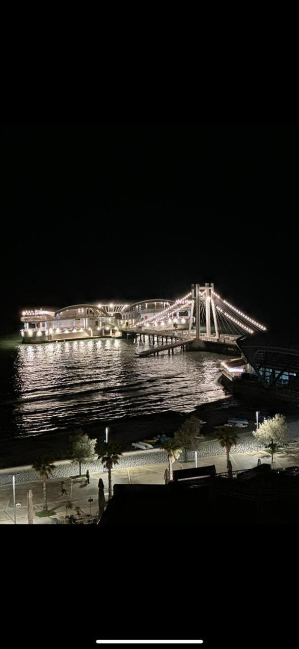 Esar Apartment Durrës Exteriör bild